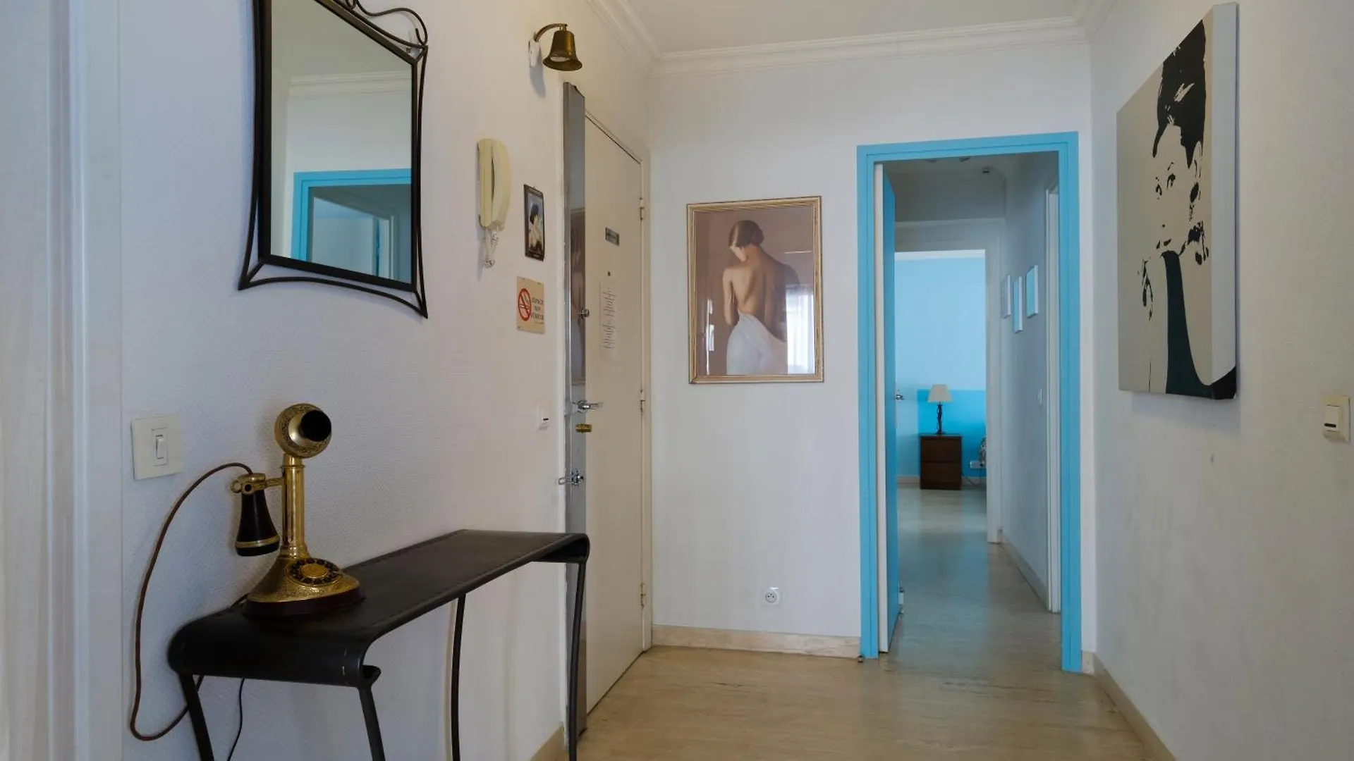 Le Nostalgique Apartamento Cannes França