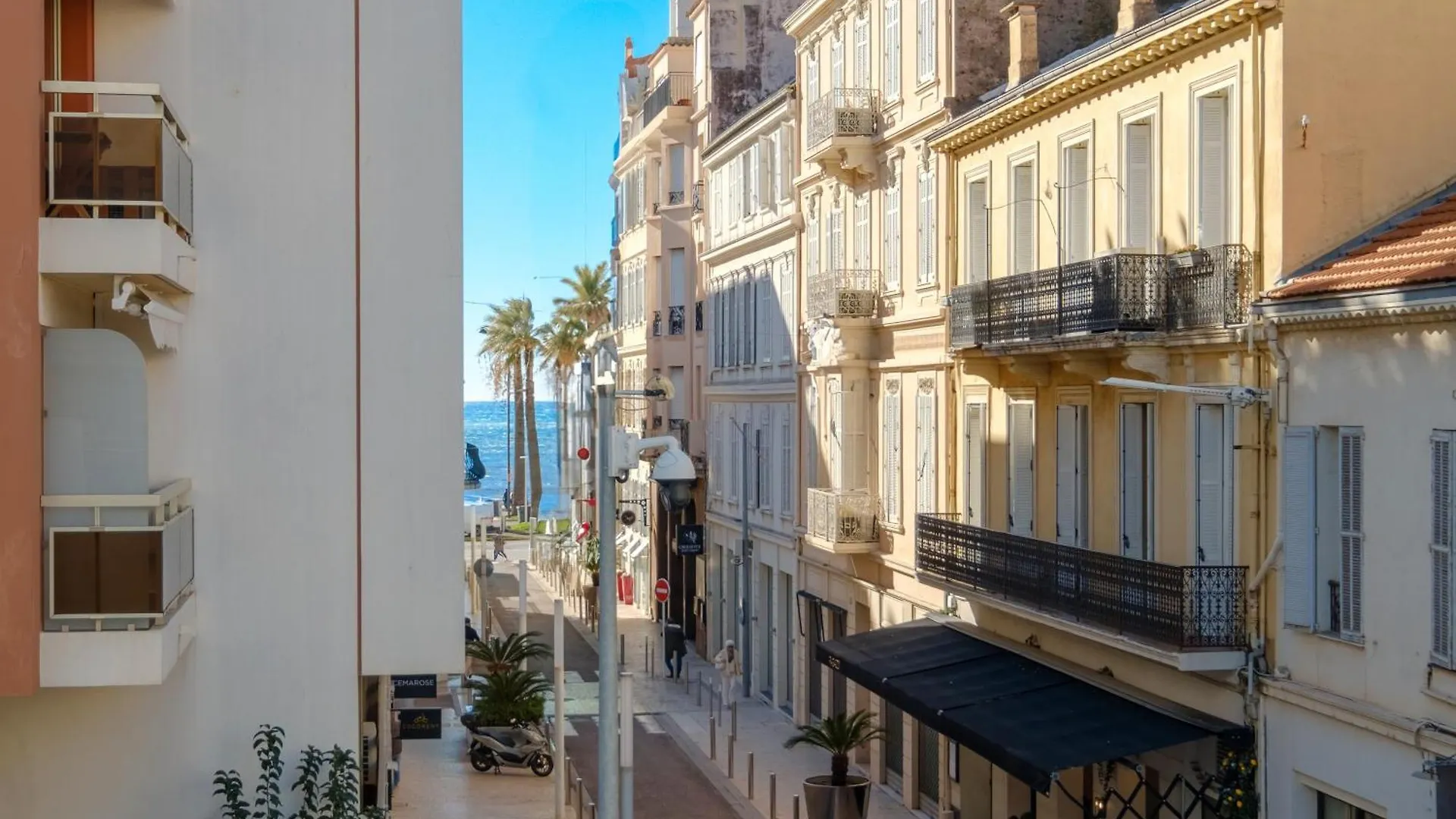 Le Nostalgique Apartment Cannes 0*,